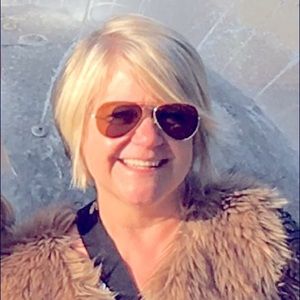 Meet your Posher, Shelly